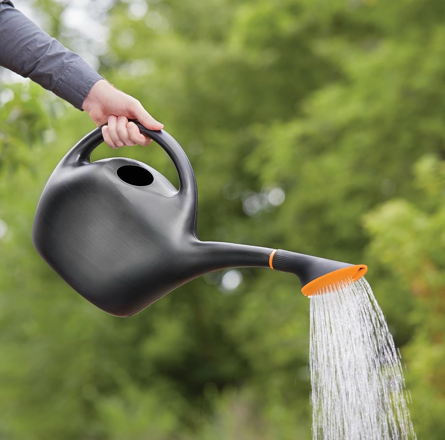 Amazon.com : Bloem: Easy Pour Watering Can - Black - 1.6 Gallon (204 Oz),  Durable Construction, Dual Handles, Sprinkle & Stream Functionality, Plants  & Gardening : Patio, Lawn & Garden