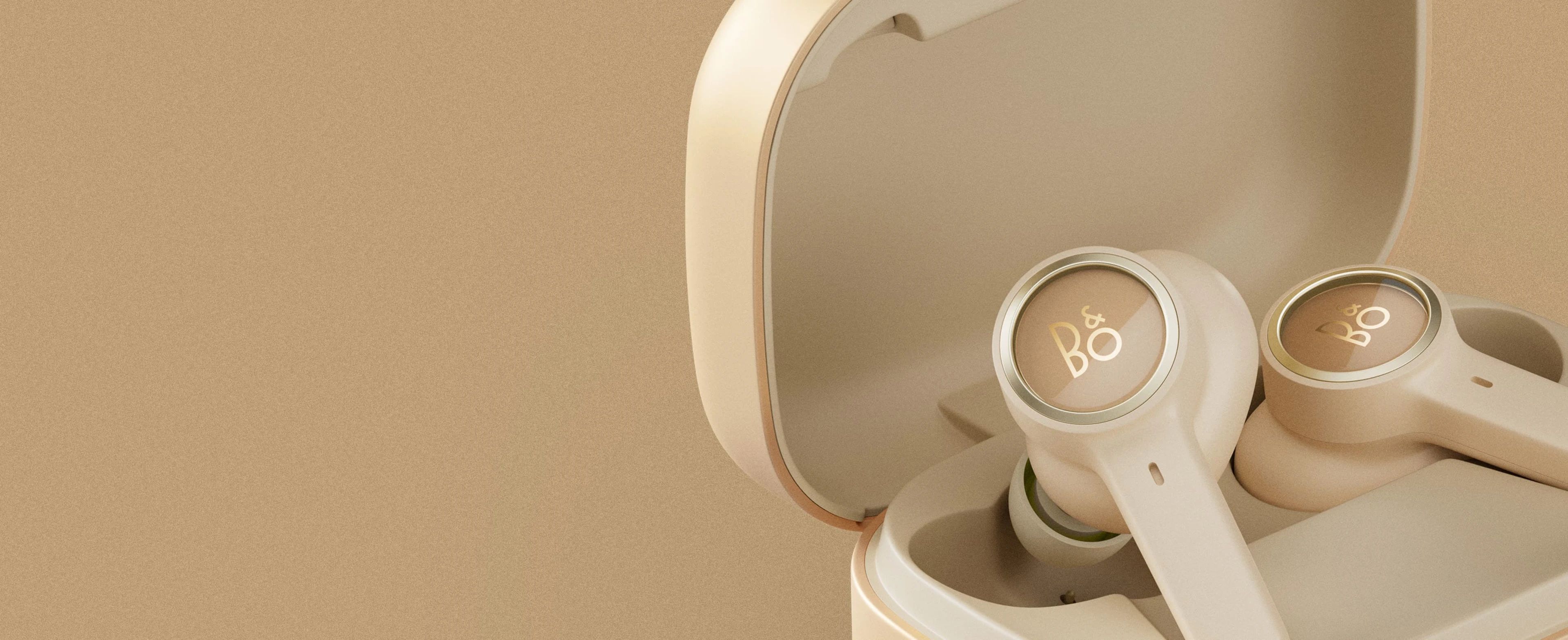 Beoplay EX lifestyle/hero (desktop)