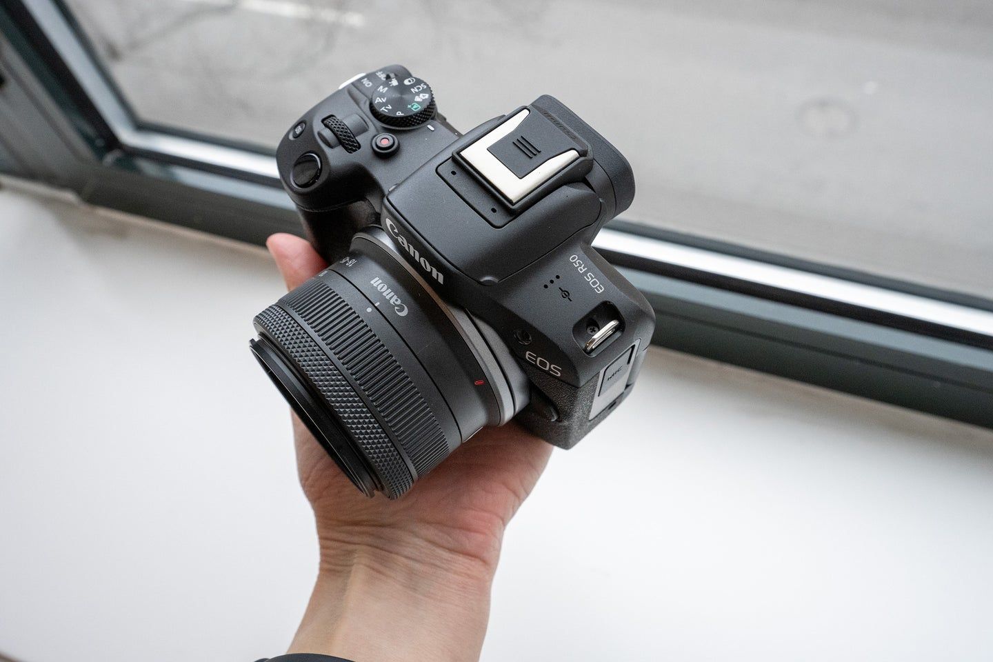 Early review of the Canon EOS R50: Compact and approachable | Popular  Photography