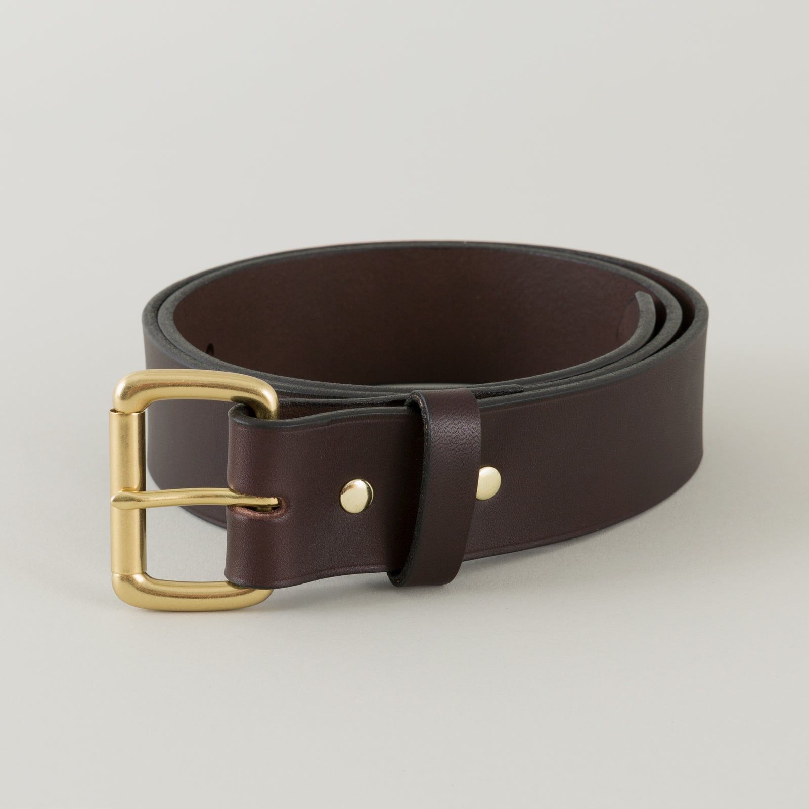 Filson 1.5" Bridle Leather Belt - Buckle Detail