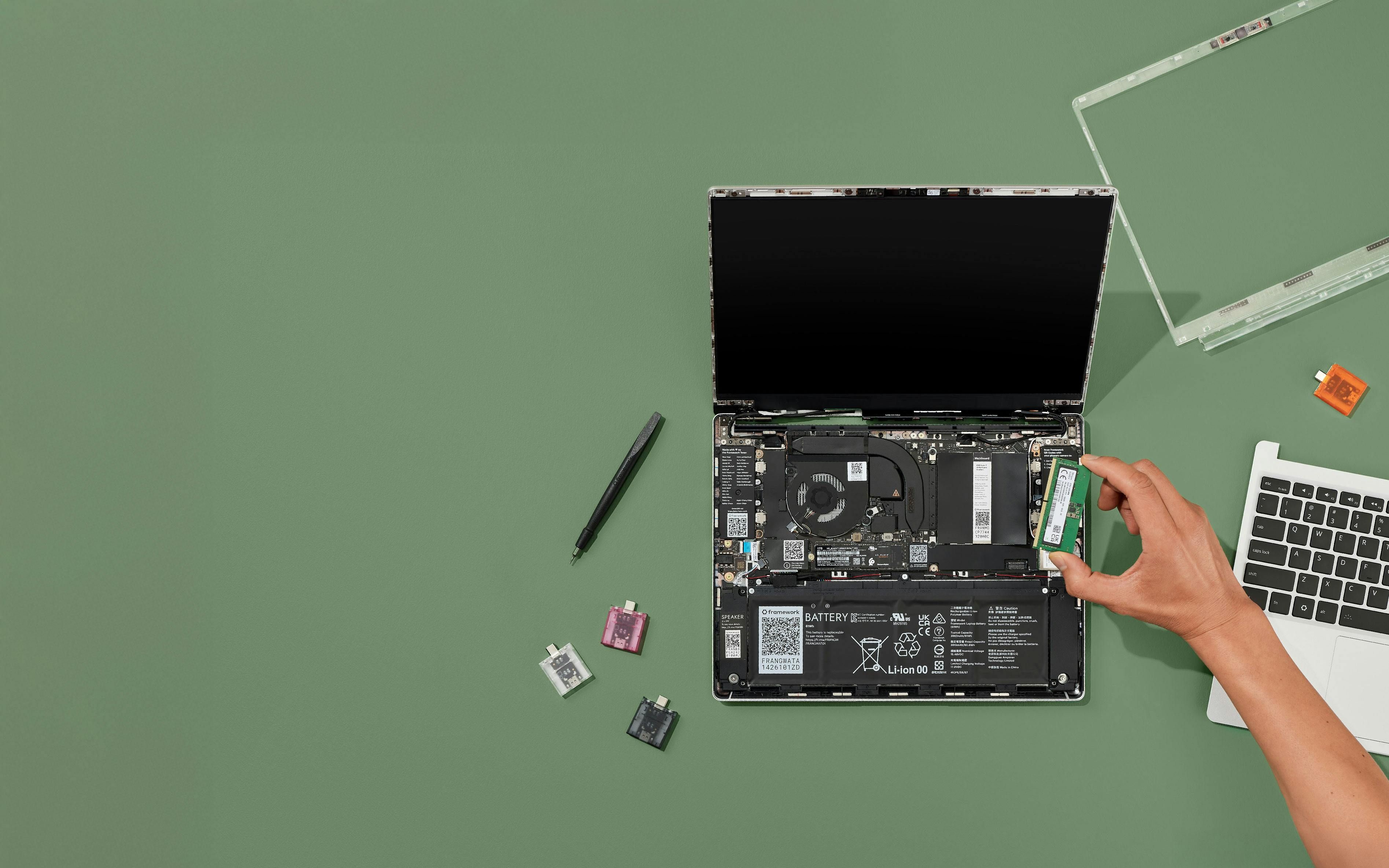 Order a Framework Laptop 13 with AMD Ryzen AI 300 Series (family hero)