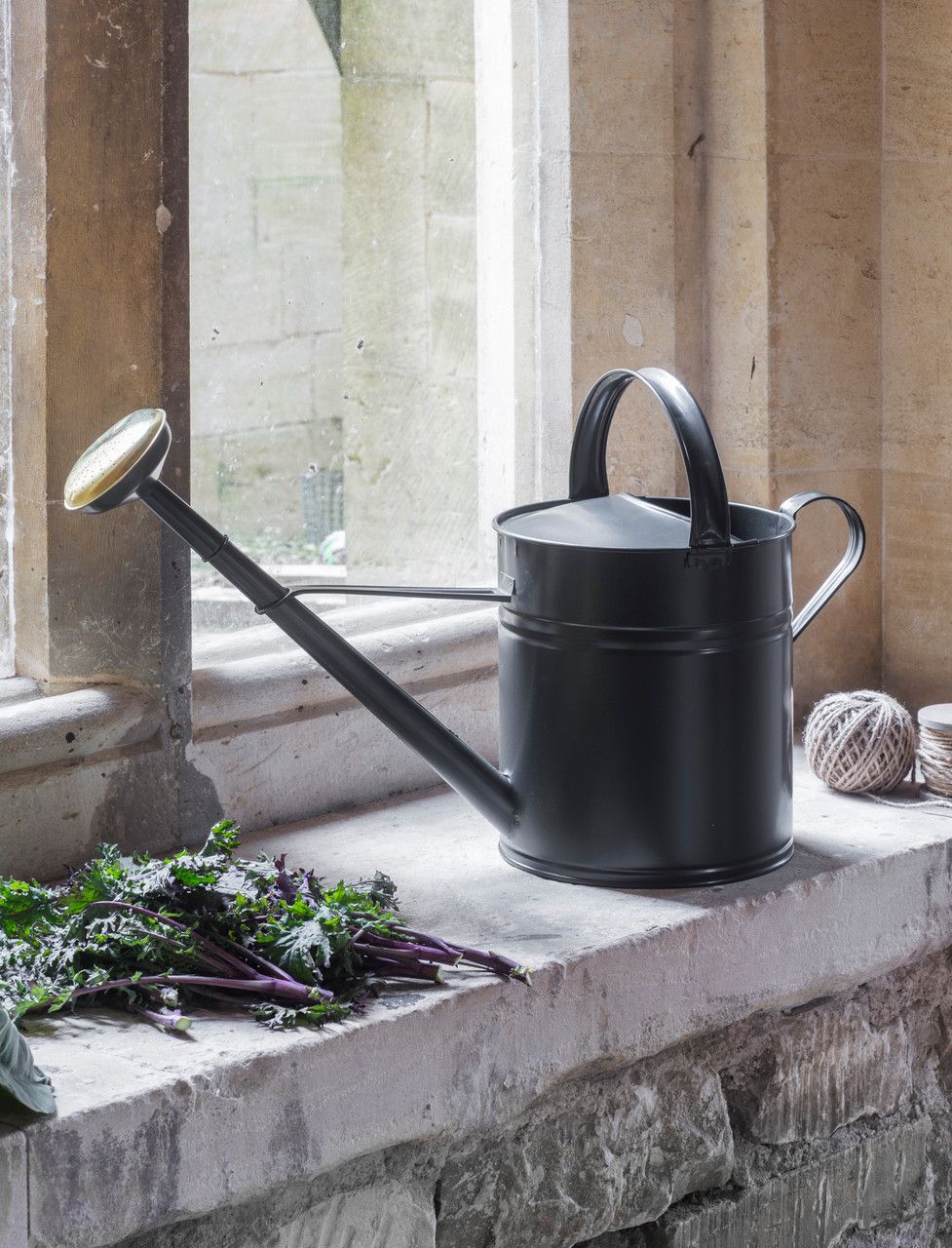 Classic Watering Can 10L - Steel, Carbon | Garden Trading
