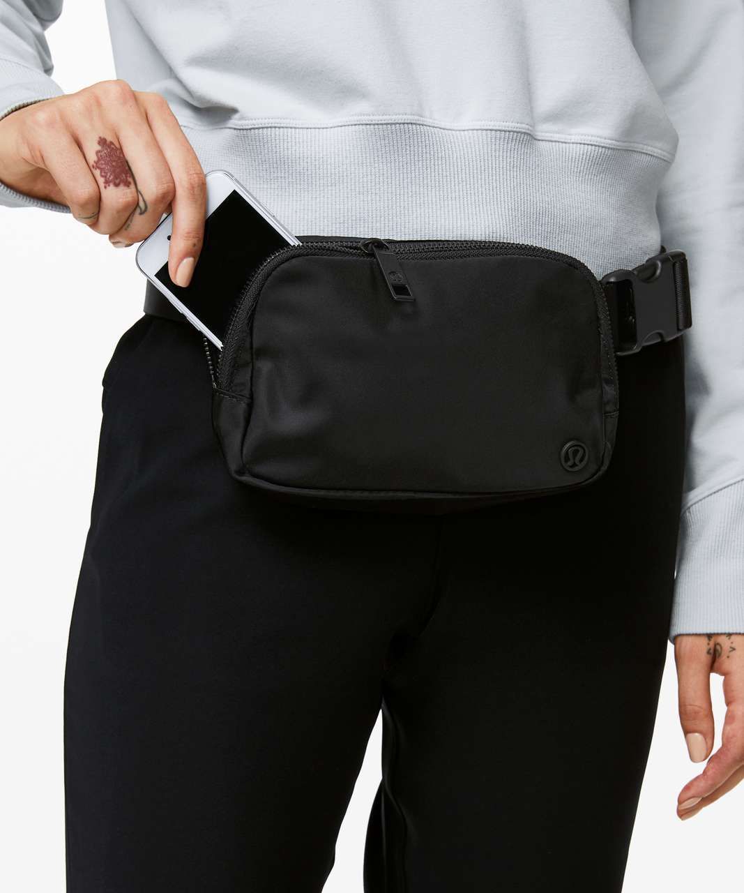 Lululemon Everywhere Belt Bag 1L Black Front View