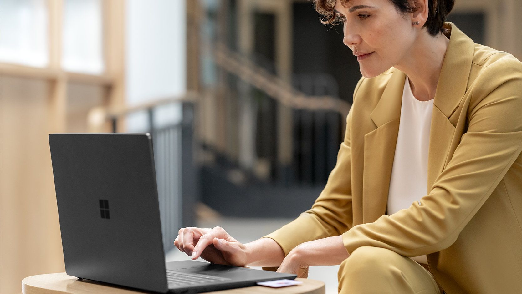 Surface Laptop 6 for Business – carousel product shot