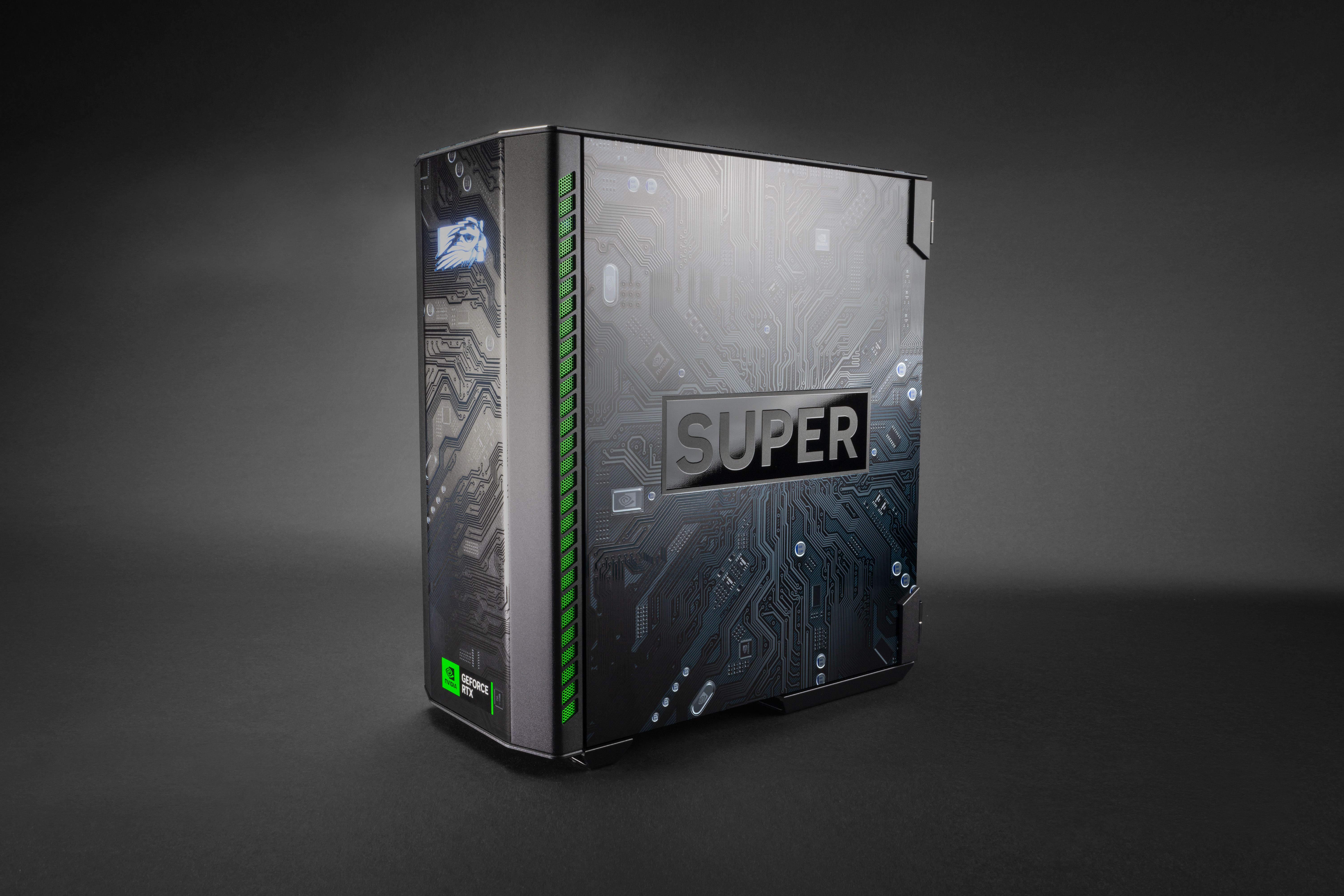 GeForce RTX 40 SUPER Series (RTX 4080 SUPER) – Founders Edition hero (right)