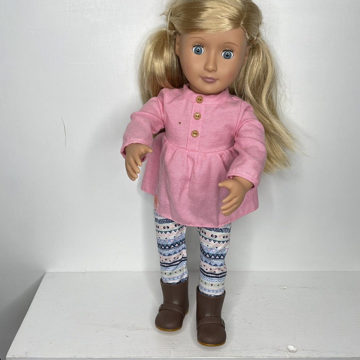 Our Generation Katelyn Deluxe 18 Inch Doll Beautiful