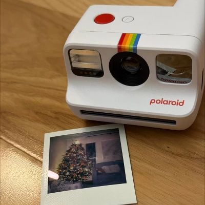 Polaroid Go Generation 2 - Mini Instant Camera + Film Bundle (16 Photos Included) - Black (6280)
