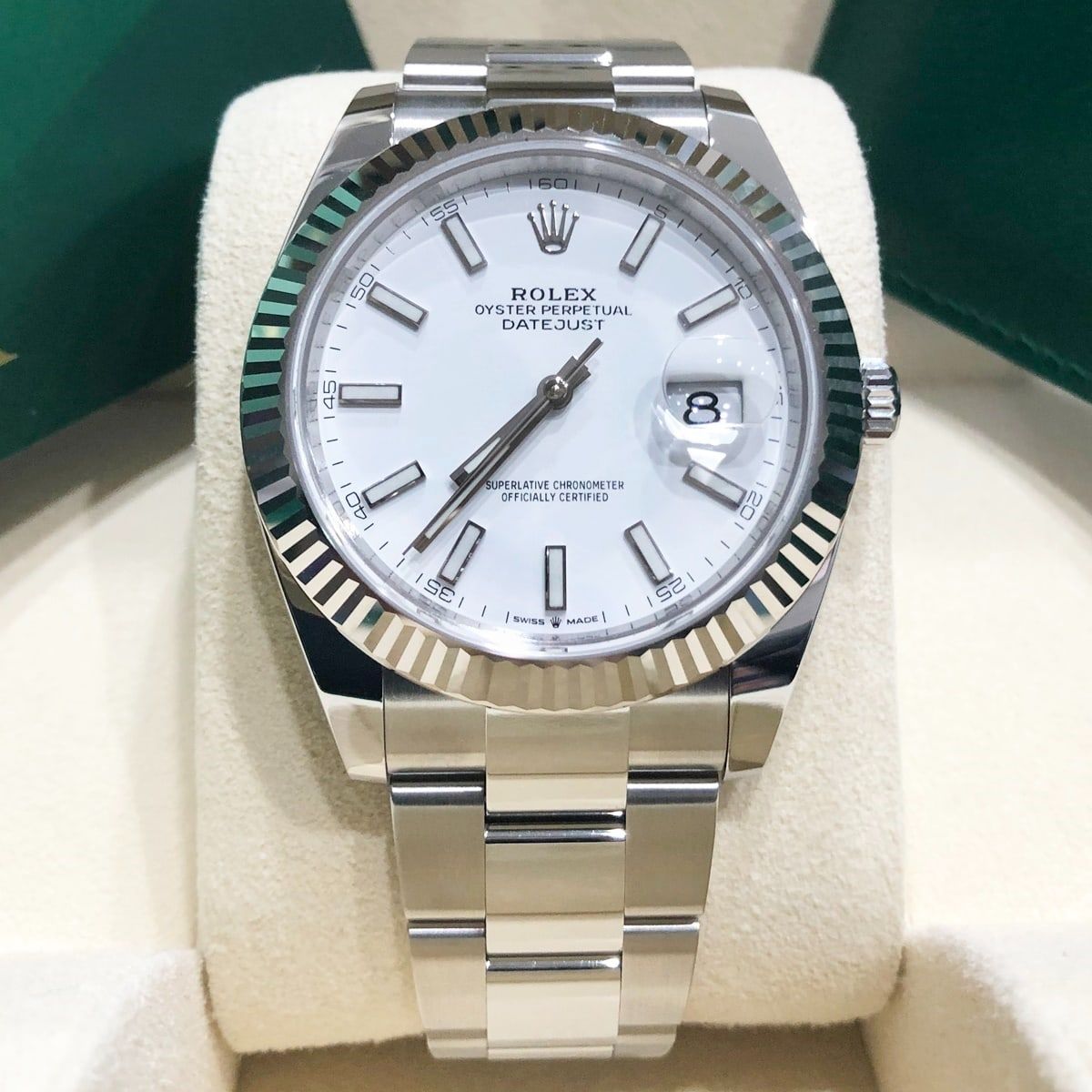 Rolex Datejust 41 Fluted / White / Oyster 126334-0009